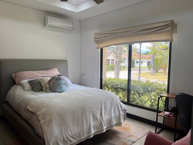 Casa en Condominio Lindora, Santa Ana