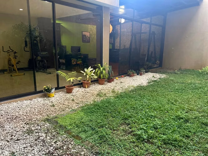 Condominio Colonia del Roble Guayabos de Curridabat