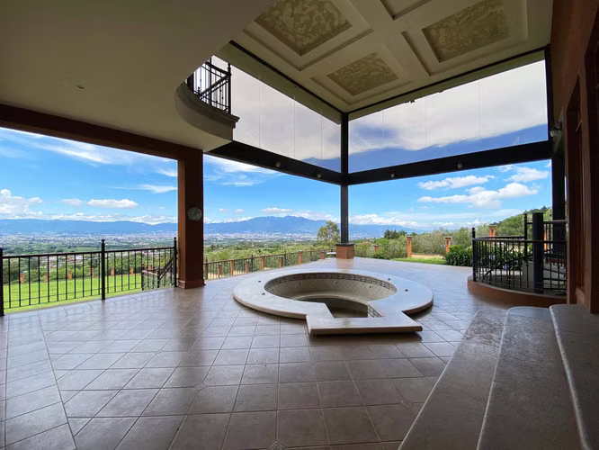 Venta de casa de lujo amueblada en San Isidro, Heredia (FB) - Imagen 9
