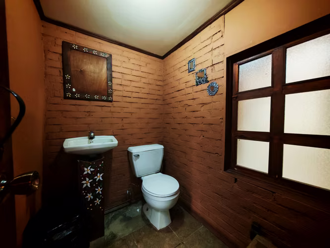 Se vende casa de montaña en Residencial Cipresal, San José de la Montaña, Heredia (MB)