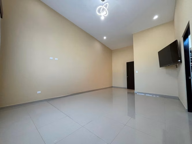 Venta de casa en San Rafael de Heredia