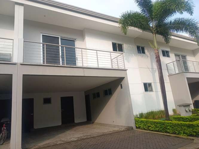 Townhouse de Lujo en Vistas de Escazú, Jaboncillos  - Imagen 1
