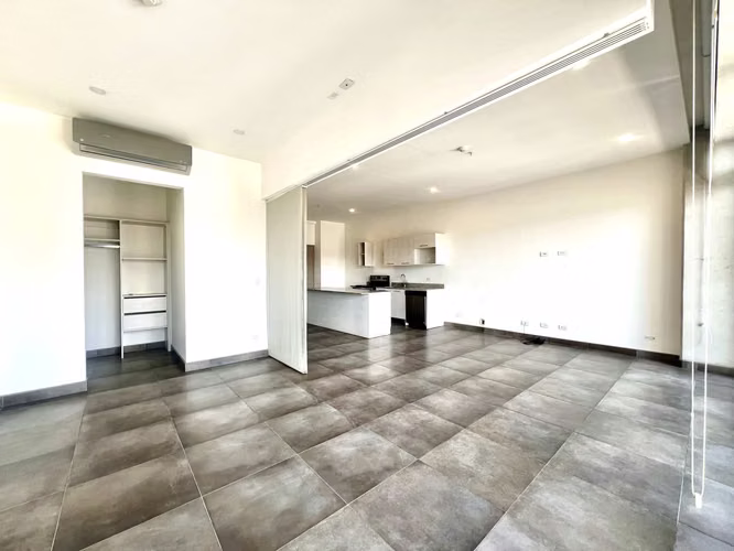 MODERNO EN TORRE 70M2 PISO MEDIO LÍNEA BLANCA NUNCIATURA - Imagen 14