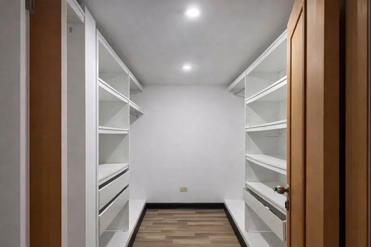 VENTA DE CASA EN CONDOMINIO EN SANTA ANA CENTRO