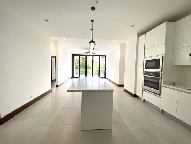 Alto Las Palomas, Lomas del Valle, hermoso departamento