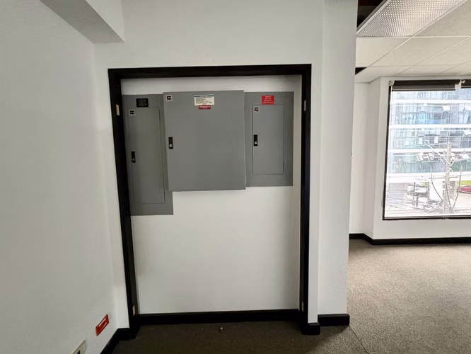 Alquiler Oficina 318 m² Centro Corporativo - Rohrmoser, Pavas - Imagen 5