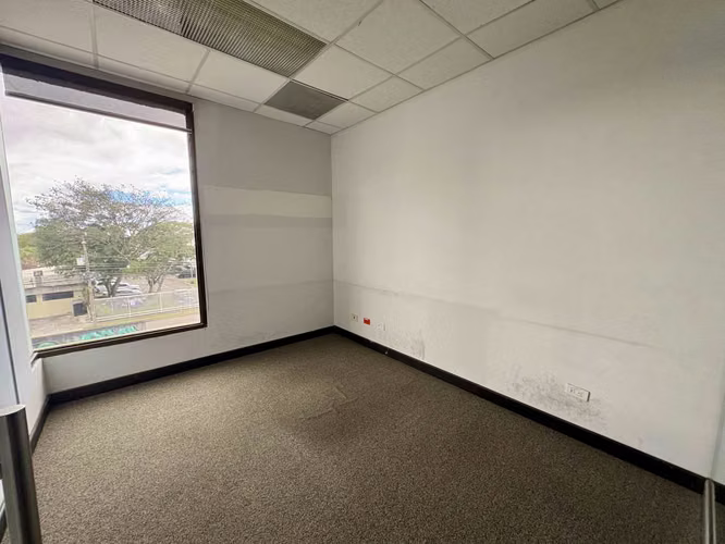 Alquiler Oficina 318 m² Centro Corporativo - Rohrmoser, Pavas - Imagen 12