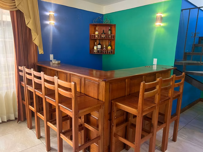 Casa en finca para renta o venta. en Palmichal de Acosta. MM