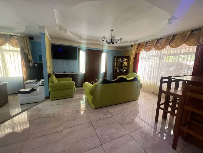 Casa en finca para renta o venta. en Palmichal de Acosta. MM