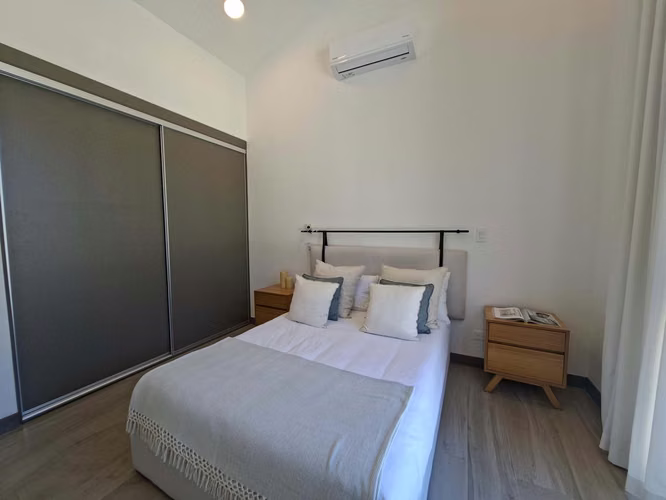 EXCLUSIVO Y MODERNO. FULL AMENIDADES. CASAS EN CONDOMINIO. SANTA ANA.