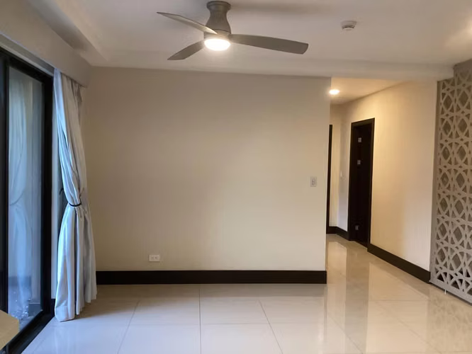 Venta de Apartamento en Brasil de Santa Ana - En Condominio -