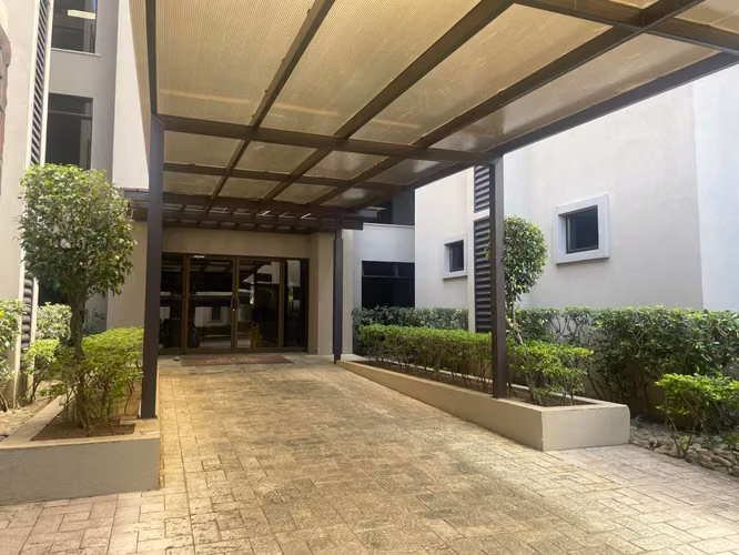 Venta de Apartamento en Brasil de Santa Ana - En Condominio -