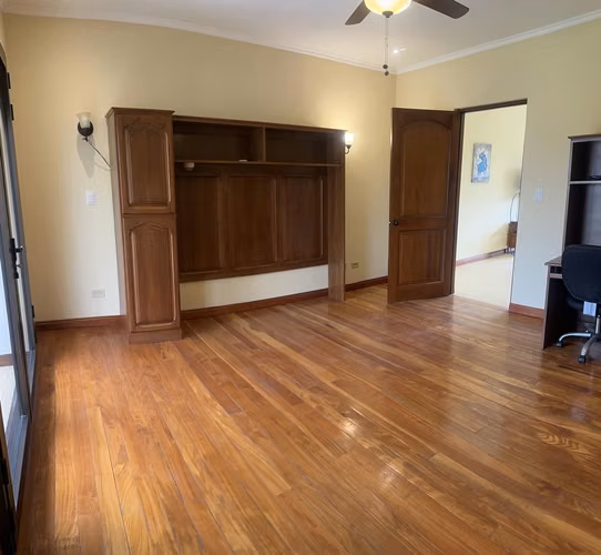 Alquiler Penthouse en Heredia Cariari | Totalmente amueblado Vista al Golf y 2 Terrazas