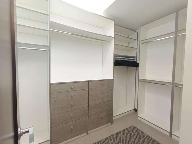 224m2 OPORTUNIDAD!!! HERMOSA CASA CON EXCELENTES ACABADOS RIO ORO - Imagen 12