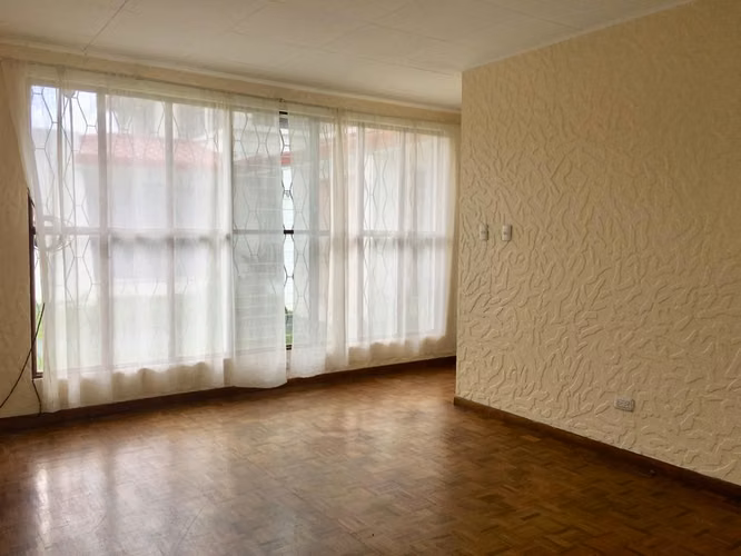 VENTA DE CASA EN CIUDAD CARIARI