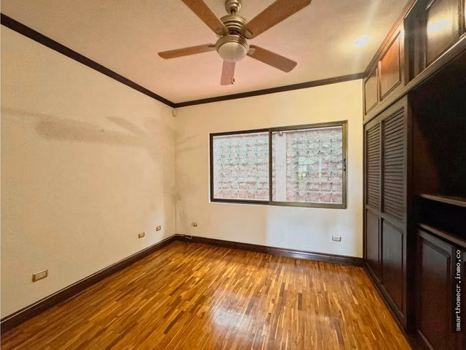 VENTA DE CASA EN SAN RAFAEL DE ESCAZÚ