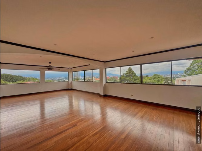 VENTA DE CASA EN SAN RAFAEL DE ESCAZÚ