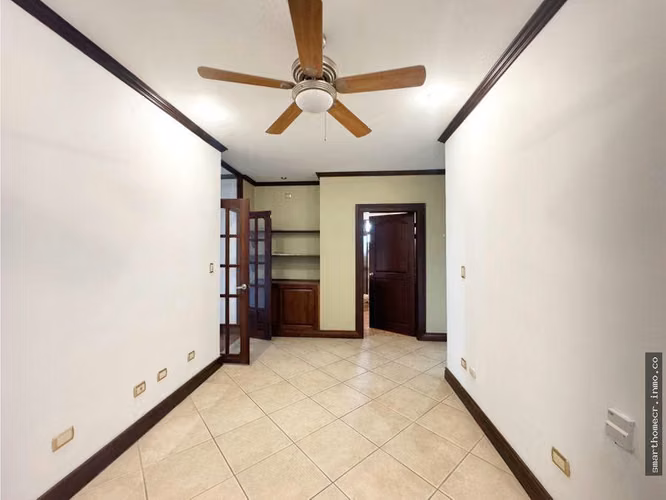 VENTA DE CASA EN SAN RAFAEL DE ESCAZÚ