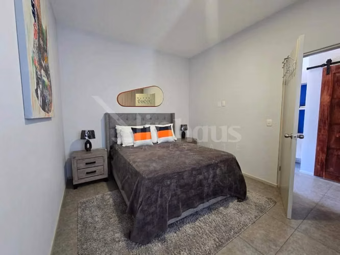 id # 41579 Venta de apartamento amoblado en San Pedro.