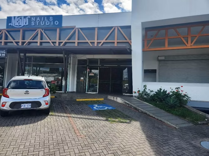Venta de Centro comercial Heredia