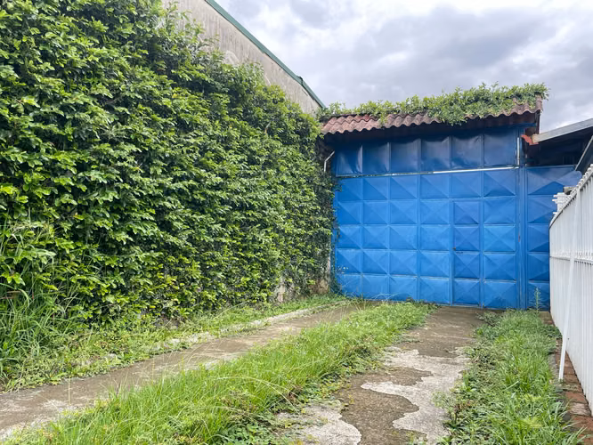 Venta Bodega y propiedad uso Mixto Desamparados