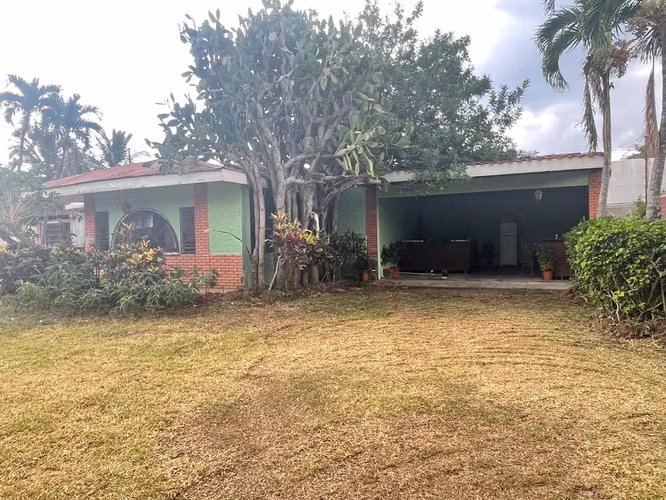 Venta Propiedad para Desarrollo Mixto