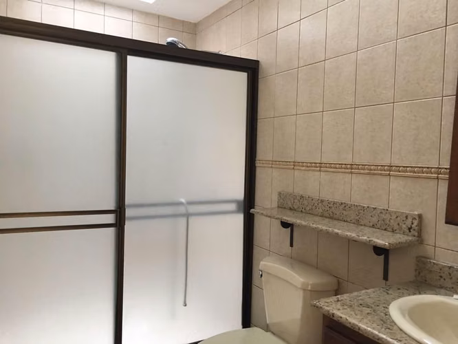 Amplia y elegante casa en condominio, Cedral, cerca de Sabanilla.