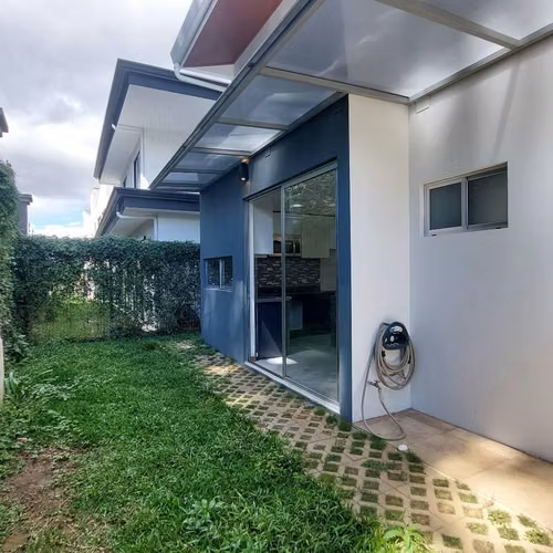 VENTA DE CASA MODERNA EN CONDOMINIO HACIENDA PERAZ Dulce Nombre, La Unión (AS)