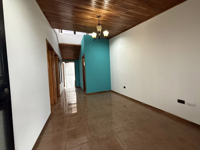 VENTA CASA HEREDIA LA AURORA