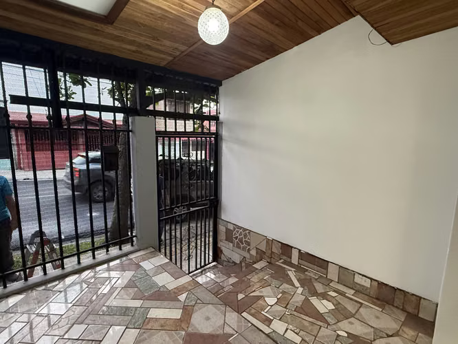 VENTA CASA HEREDIA LA AURORA
