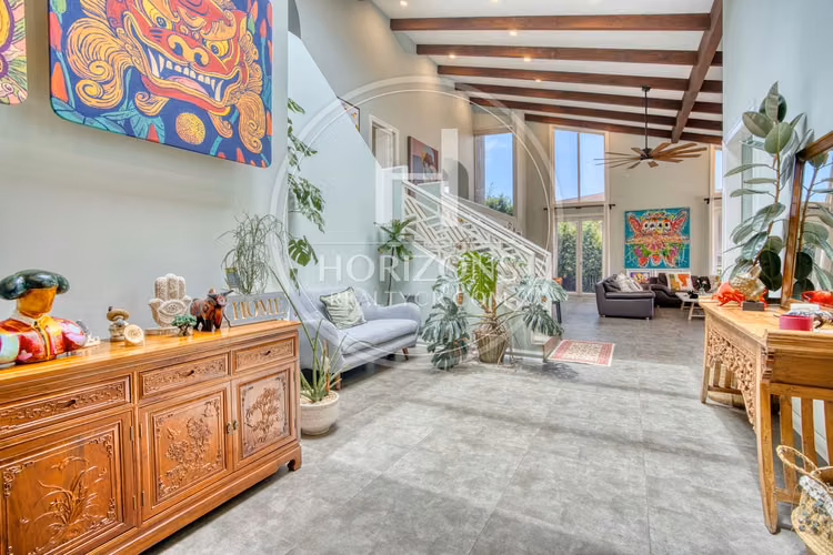 Casa Contemporánea en Venta en Colinas de Montealegre con Vistas Panorámicas nja1346