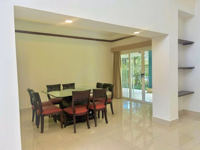 VENTA DE CASA EN VALLE DEL SOL - 4HAB/3BA - Imagen 5