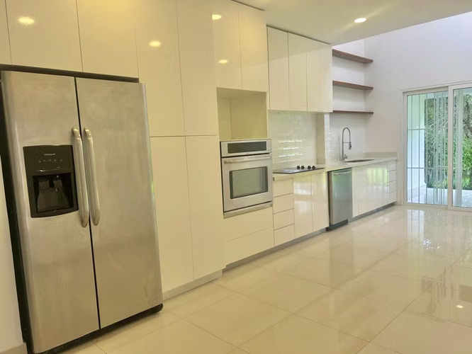 VENTA DE CASA EN VALLE DEL SOL - 4HAB/3BA - Imagen 7