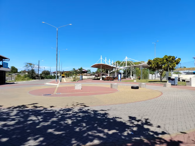 Venta de lote de 302 m2 en Palmar Norte, Puntarenas