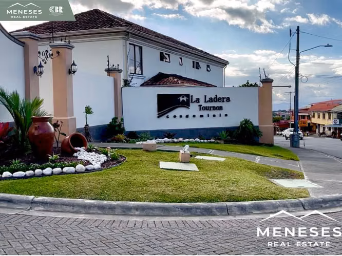 Casa en Venta en Condominio La Ladera Heredia Ulloa