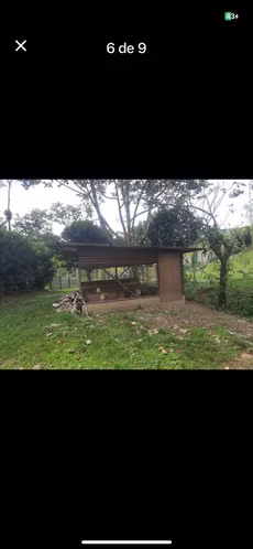 Quinta 5200M2 con casa Turrialba tres equis