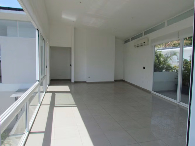 Alquiler, Casa Contemporanea En Escazu, 4H, 4B, Jaccuzzi, Vista Panoramica 22048 - Imagen 6