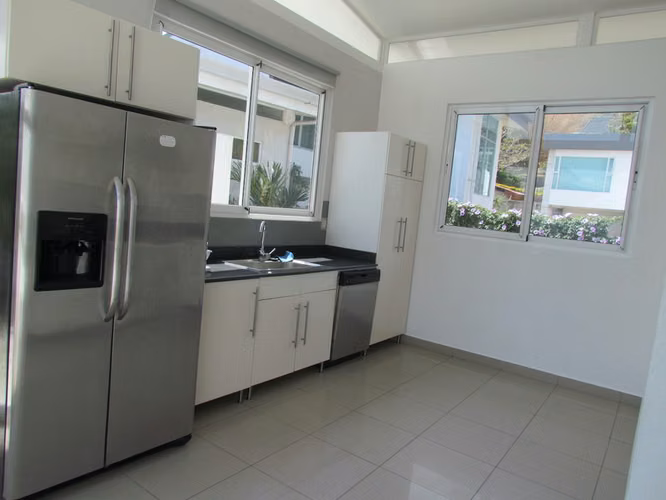 Alquiler, Casa Contemporanea En Escazu, 4H, 4B, Jaccuzzi, Vista Panoramica 22048 - Imagen 9