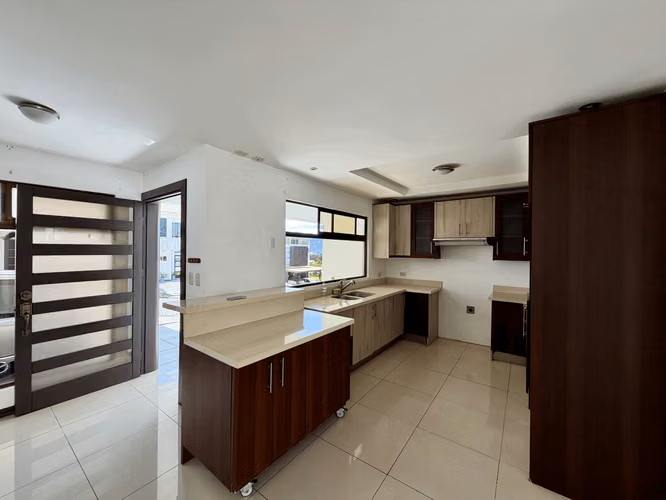 SE ALQUILA CASA EN CONDOMINIO MODERNO - RIVERA DEL IRAZU - SAN NICOLAS - CARTAGO - Imagen 2