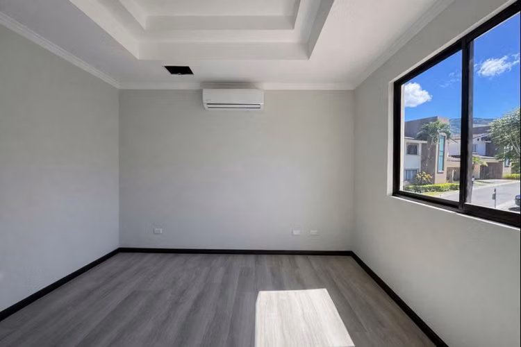 ALQUILER DE CASA EN CONDOMINIO LOS ALICANTOS, CIUDAD COLÓN - Imagen 4
