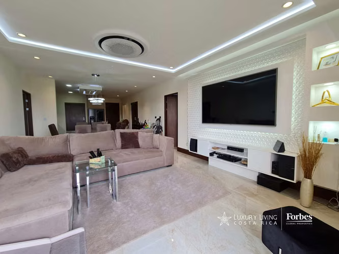19992 - Moderno Apartamento venta o renta, Santa Ana