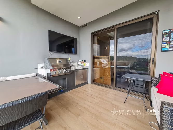 19992 - Moderno Apartamento venta o renta, Santa Ana