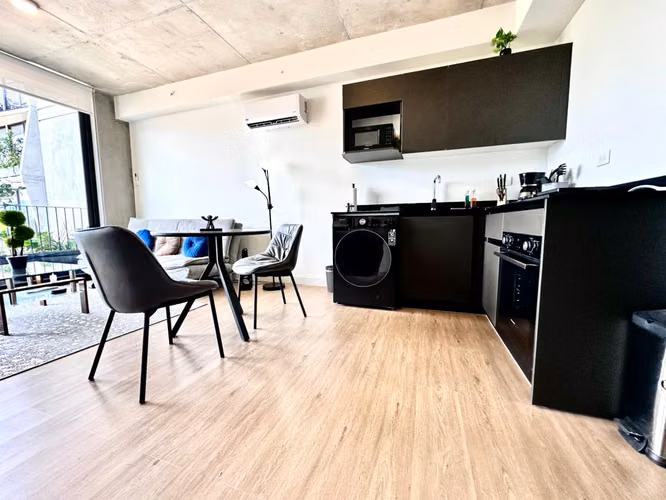 SE ALQUILA APARTAMENTO AMUEBLADO $1200
