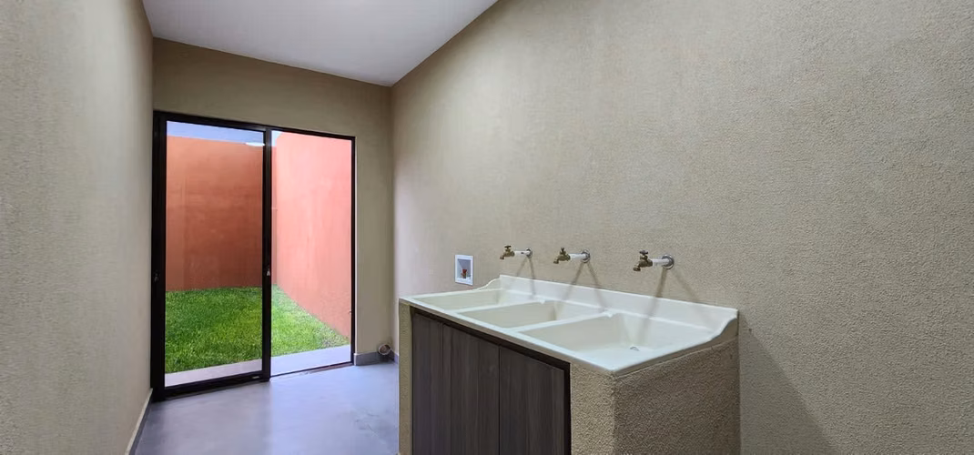 Venta de casa Coronado en condominio - KM