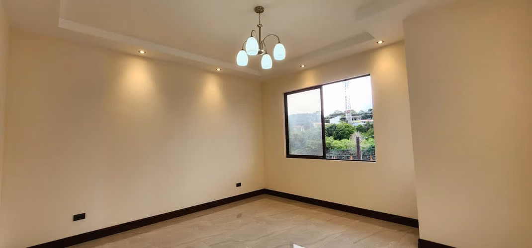 Venta de casa Coronado en condominio - KM