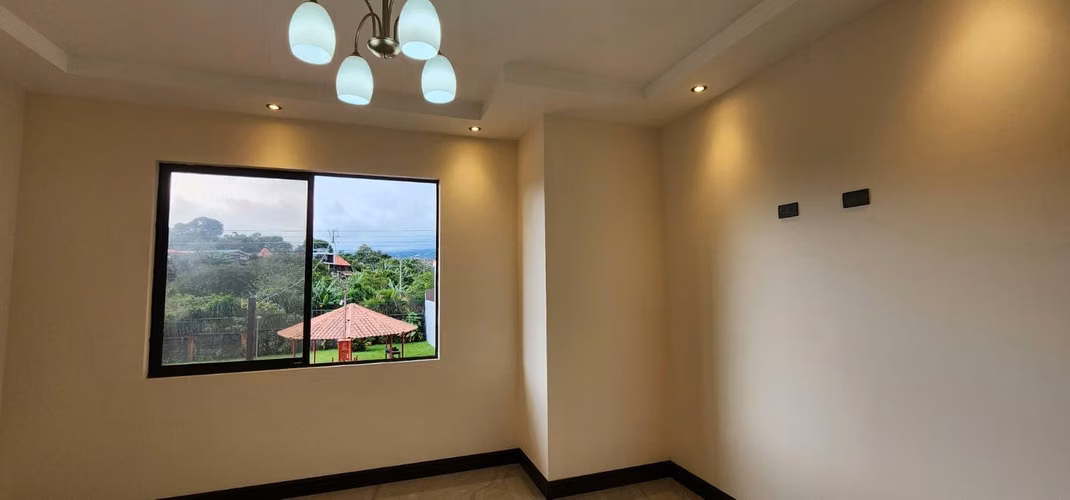 Venta de casa Coronado en condominio - KM