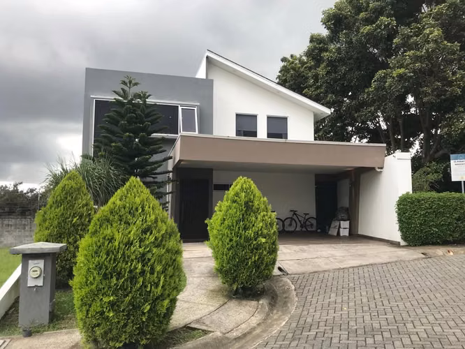 Venta de Casa moderna en Alajuela, Rio Segundo