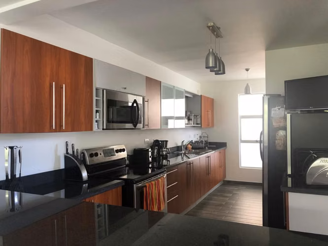 VENTA DE CASA EN CONDOMINIO BARLOVENTO, CONCEPCION TRES RIOS