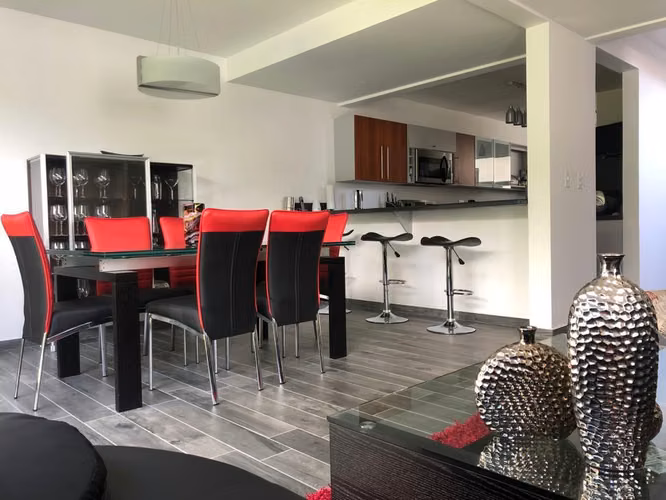 VENTA DE CASA EN CONDOMINIO BARLOVENTO, CONCEPCION TRES RIOS