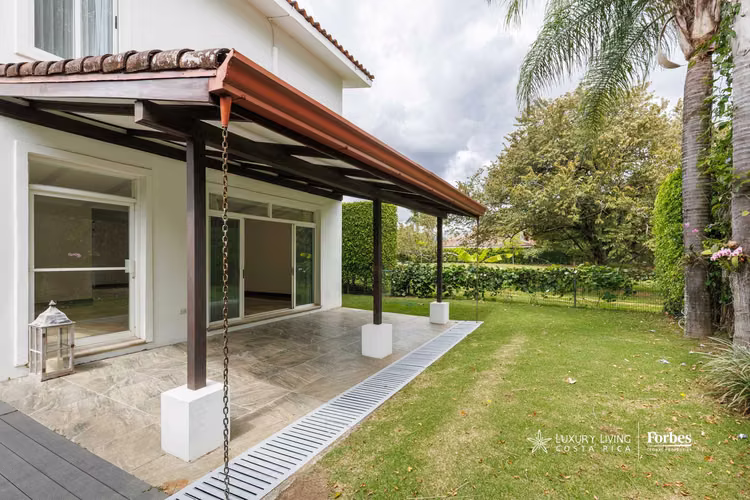 21281-Casa para alquiler y venta en Valle del Sol con jardin y 4 hab - Imagen 6